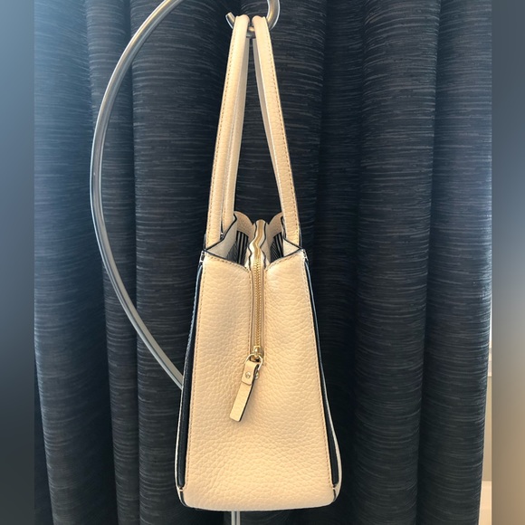 Kate Spade Phila Prospect Place, excellent condition & absolutely gorgeous. - Picture 5 of 16